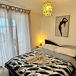 Stela In Karin Gornji By Interhome Apartamento