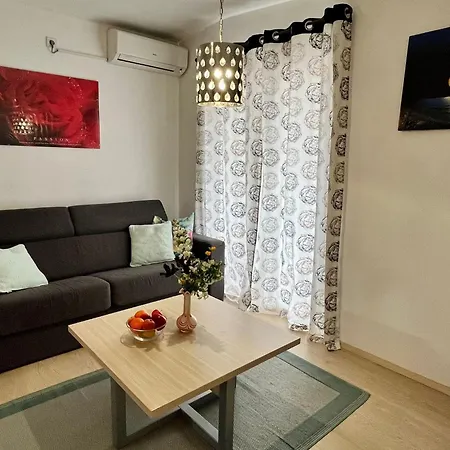 Stela In Karin Gornji By Interhome *