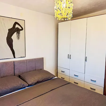 Stela In Karin Gornji By Interhome Apartmán *