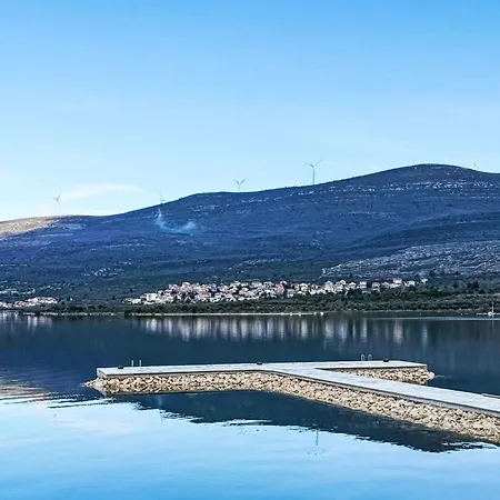 Apartmán Stela In Karin Gornji By Interhome *